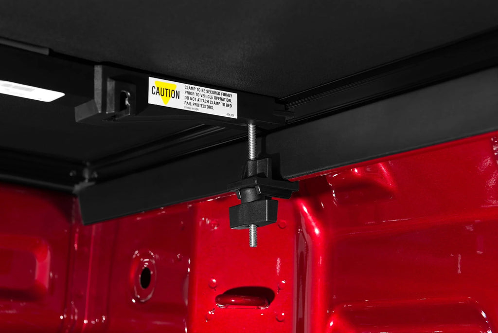 Hard Folding Truck Bed Tonneau Cover L100568