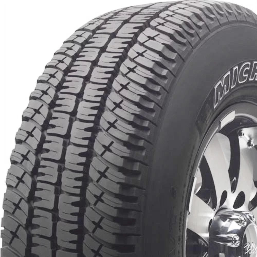 All-Season Tire I694161