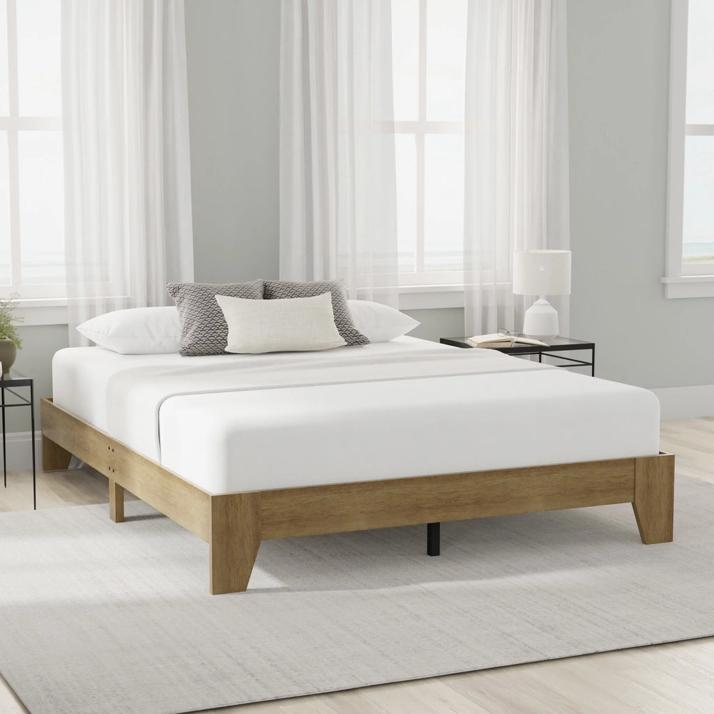 Queen Wood Platform Bed S830937