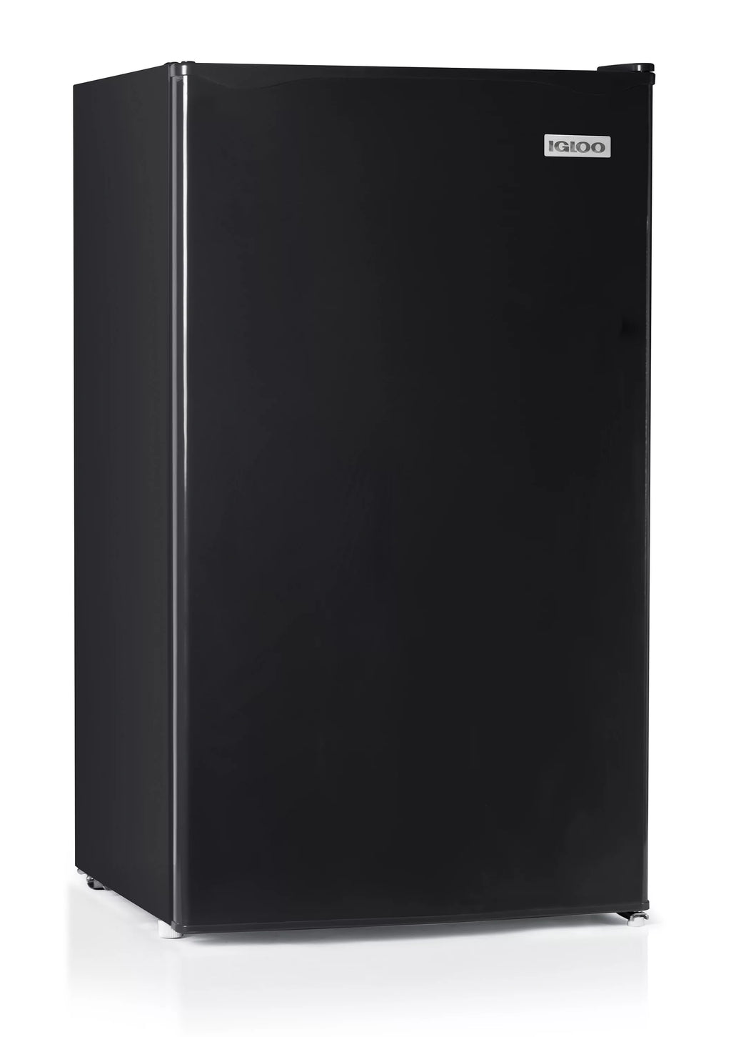 Black 3.2 Cu Ft Refrigerator with Freezer G678