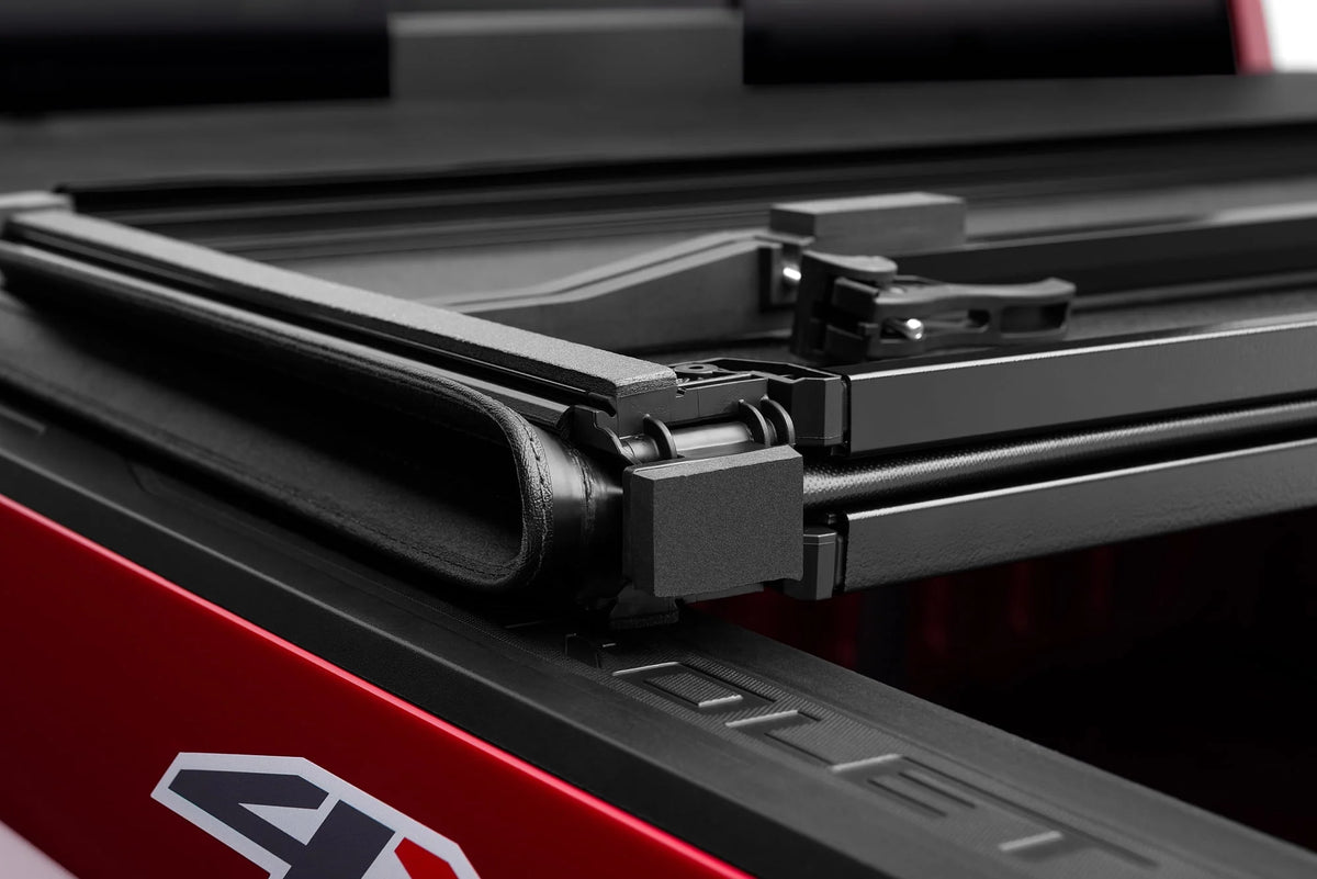 Hard Folding Truck Bed Tonneau Cover L100568