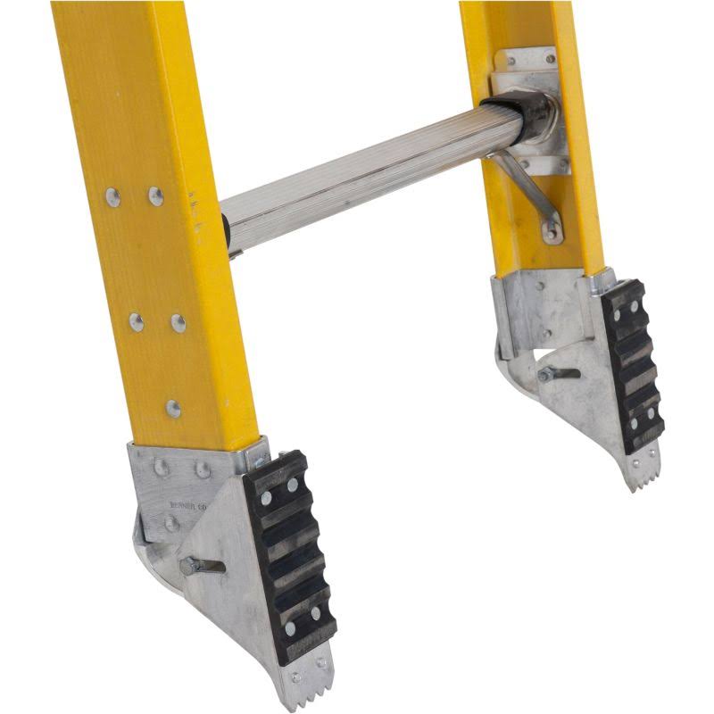 16 Ft Fiberglass Extension Ladder 375lb D97329