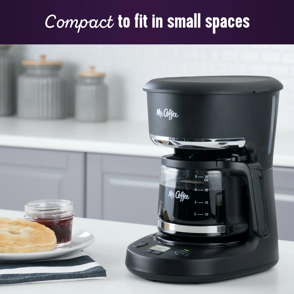 5-Cup Programmable Coffee Maker J567017