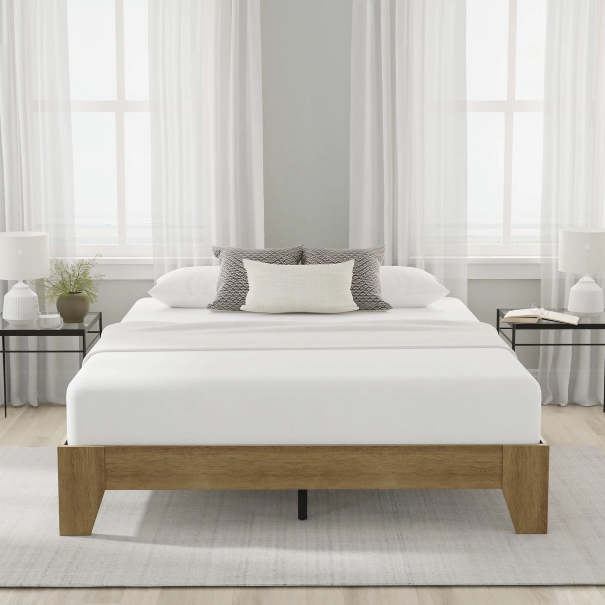 Queen Wood Platform Bed S830937