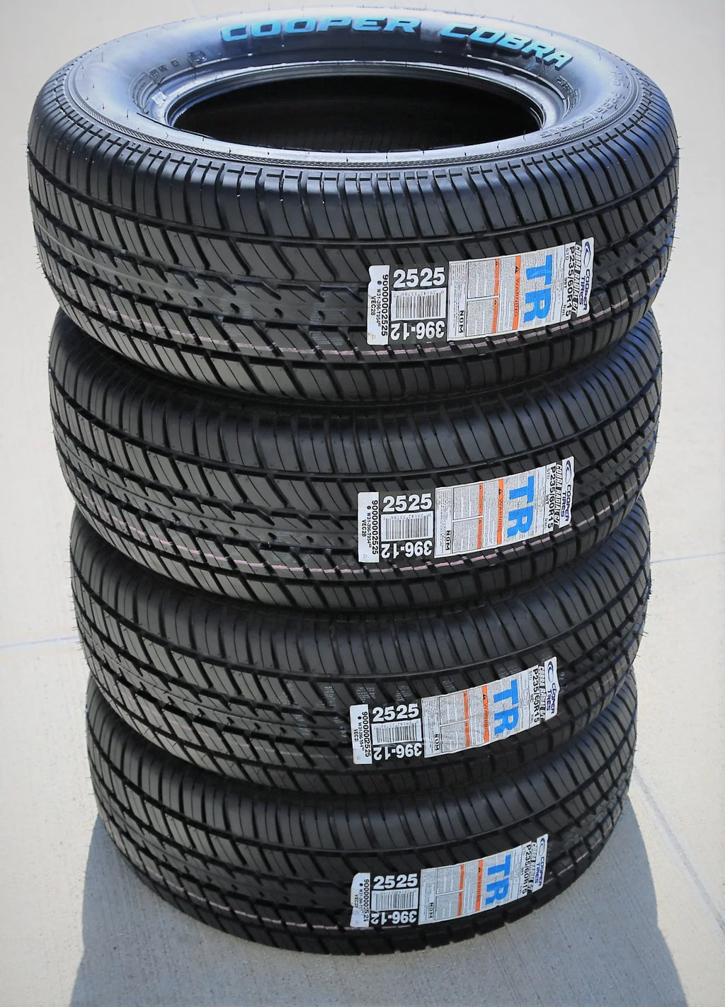 Set of 4 All Season Tires Y47798