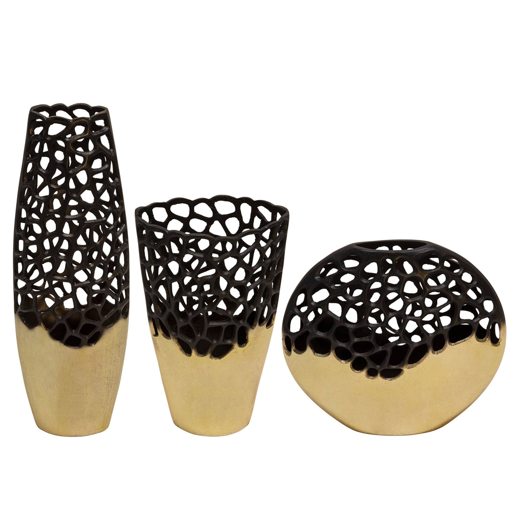 24 in. Cut-Out Vase Black & Gold C448