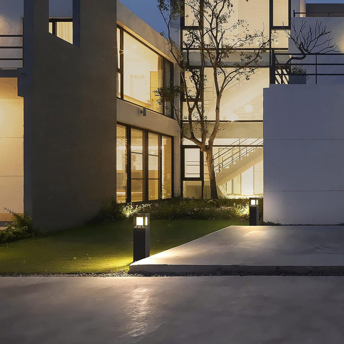 Solar IP54 Waterproof 3000K LED 32 Inches Outdoor Bollard Path Light G4983