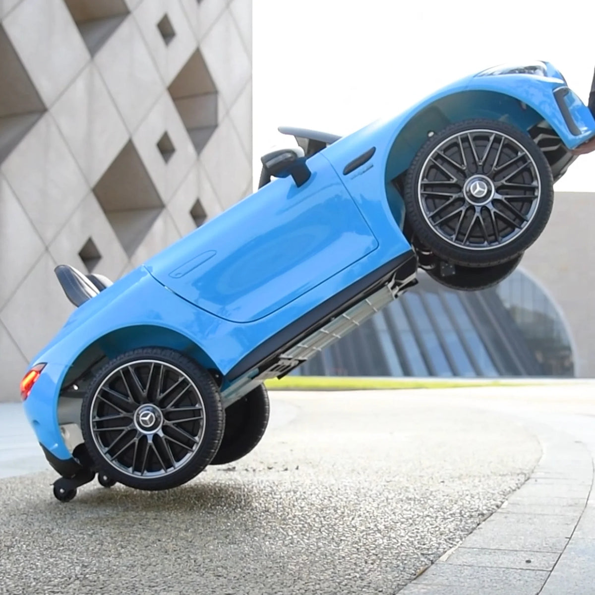 24V Electric Car for Kids with Parent Remote Control and Wide Seat D3408