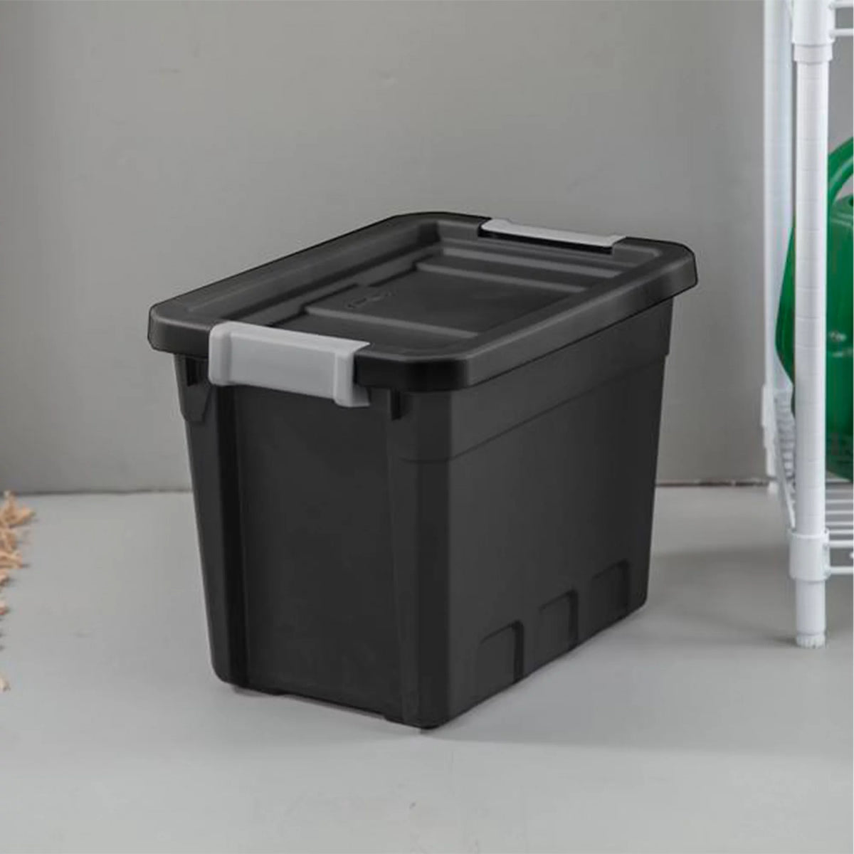 7.5 Gallon Storage Totes with Latch Lids, Black 6 Pack I19977