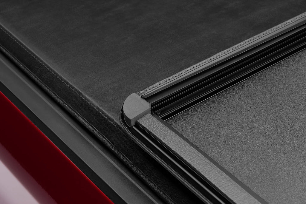 Hard Folding Truck Bed Tonneau Cover L100568
